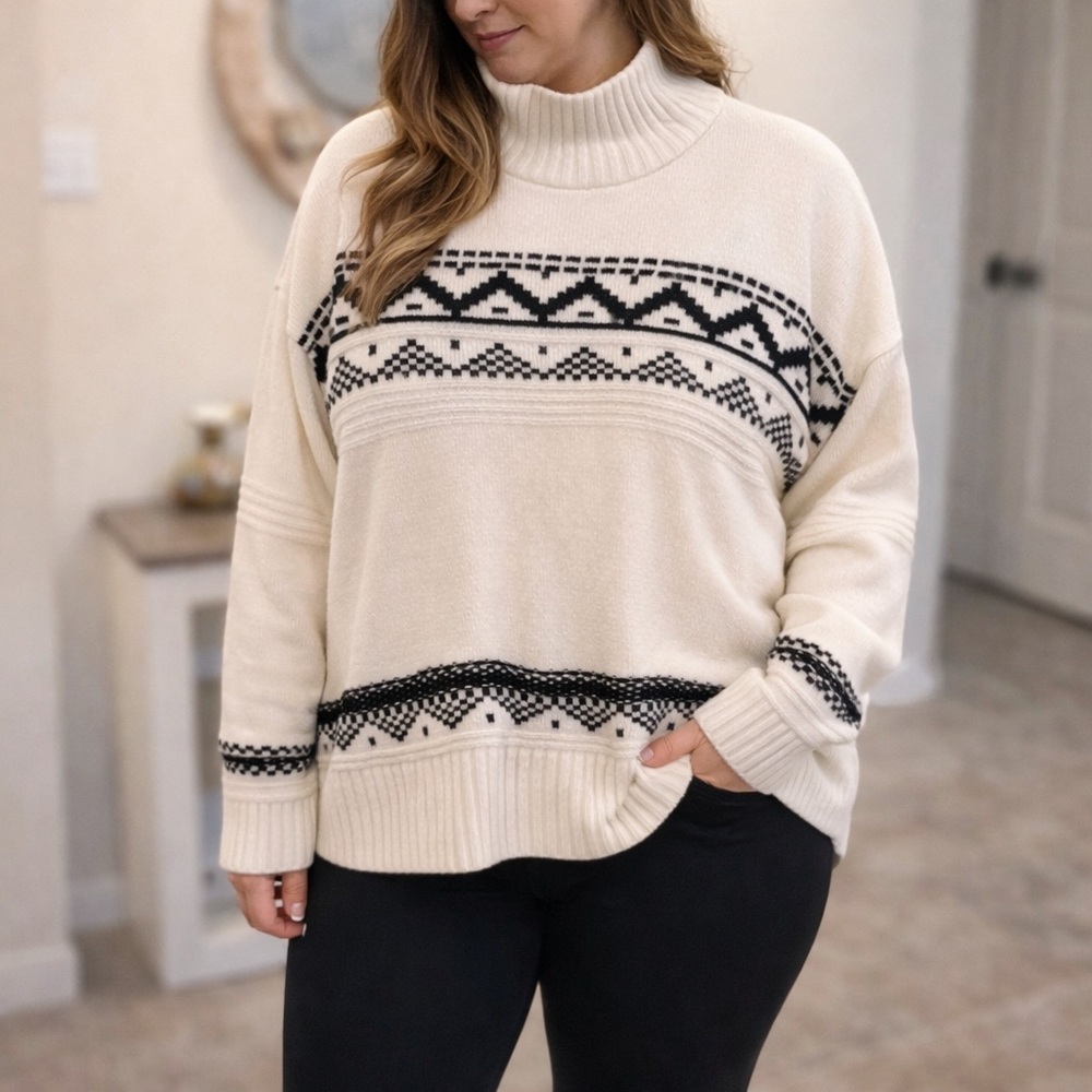 Christian Siriano New York Women’s XL Sweater White Black Mock Neck